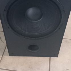 JBL AMPLIFIED SUB WOOFER GREAT FOR MAN CAVE OR GARAGE 
