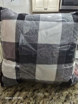 Flanel Pillows