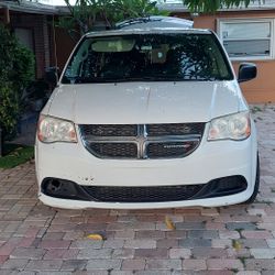 Dodge Grand Caravan 2014