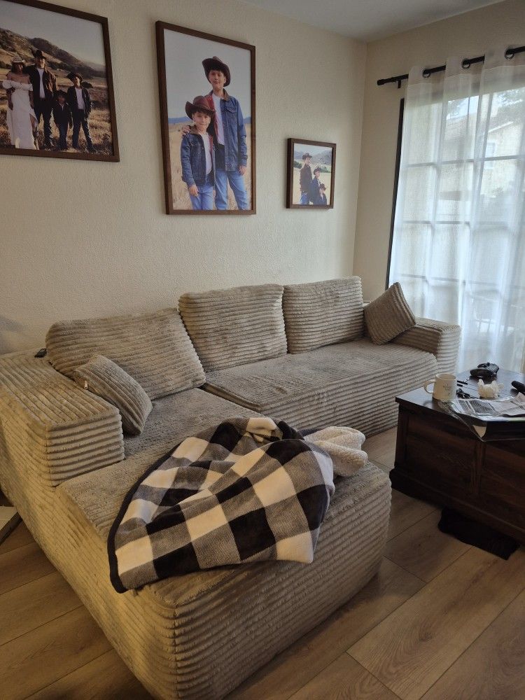 Couch Free