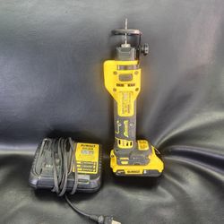 DEWALT 20VMax XR Drywall Cut-Out Tool DCE555