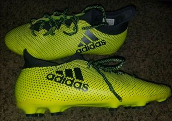 Adidas soccer cleats Size 6