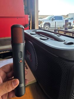 Jbl partybox GO plus with mic