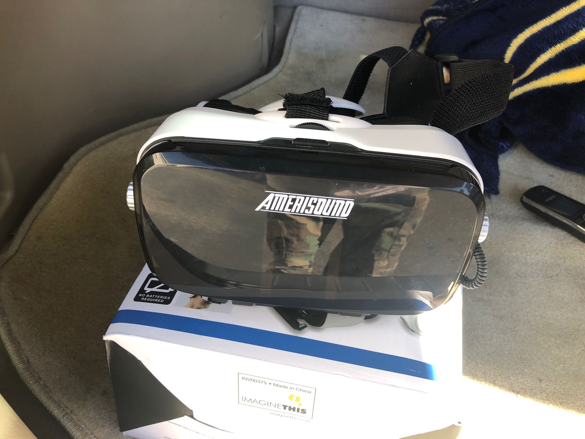 VR headset