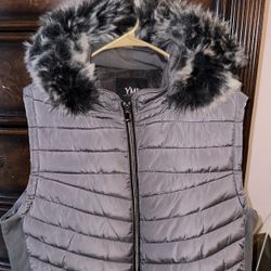 Cozy Vest Like New