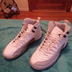 Jordan 12 Retro Wolf Grey