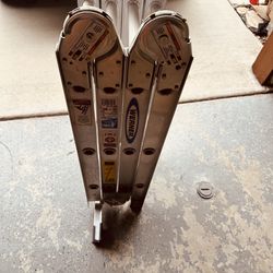 WERNER 12 ft foldable step ladder