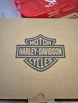 Harley Davidson Glass Set with Wooden Collectors box