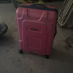 Women’s Travel Luggage 
