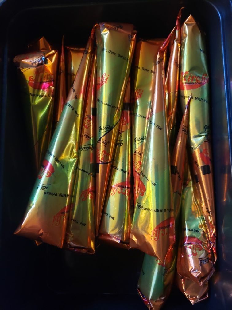 2 Jumbo Herbal Henna Cones and 7 Mirchi Red Henna Cones