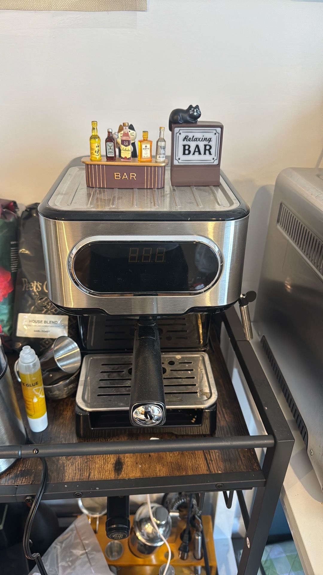 Espresso coffee machine