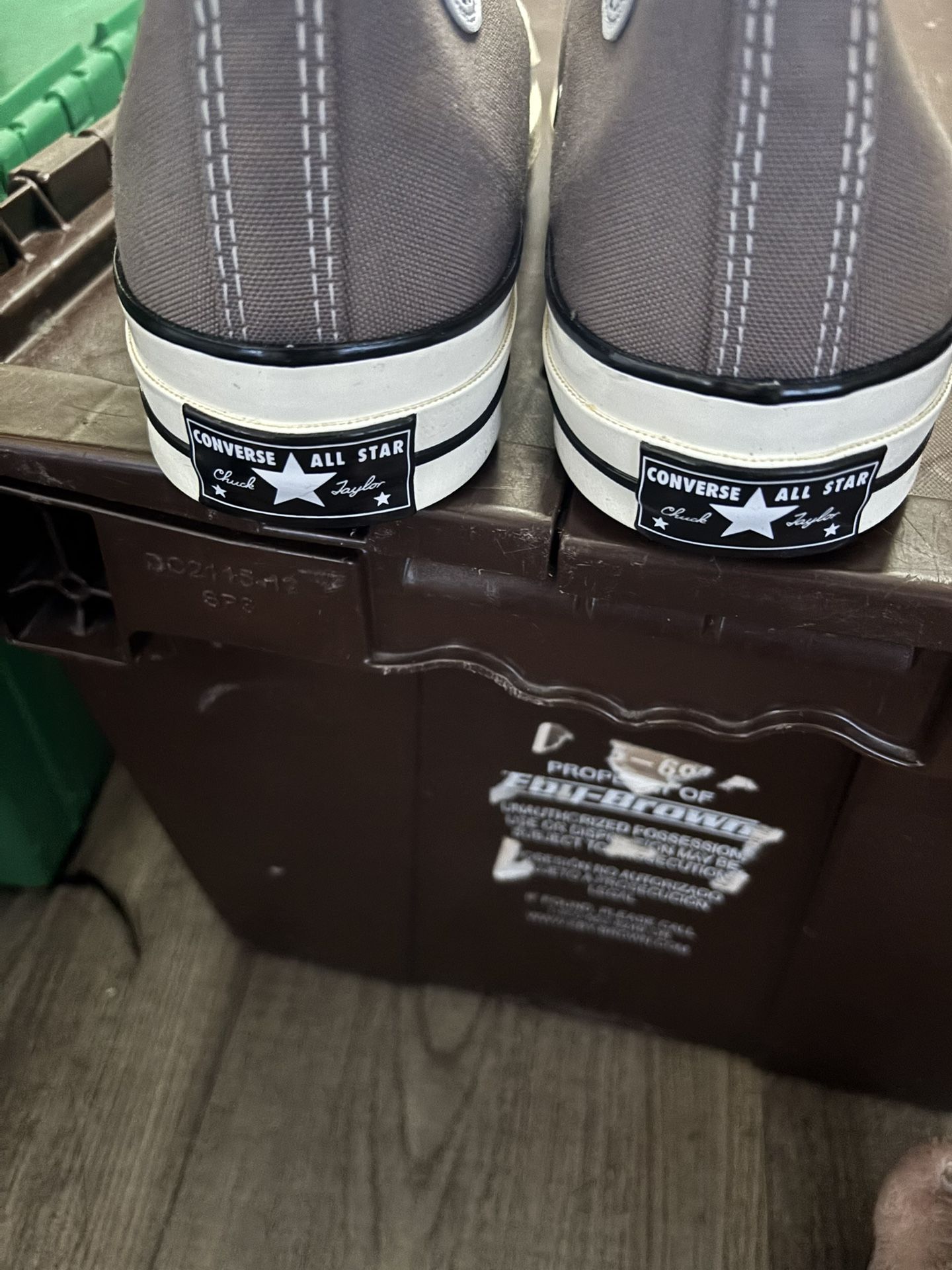 Converse Size 9