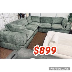 5 Piece Green Corduroy Modular Sectional Sofa  // Limited Time Offer 