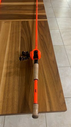 LEW’S XFINITY BAITCAST COMBO Left Hand - BRAND NEW