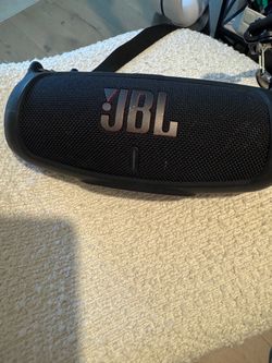 JBL Portable Bluetooth Speaker Gen 5