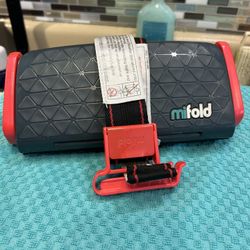 mifold grab-and-go compact car booster seat.