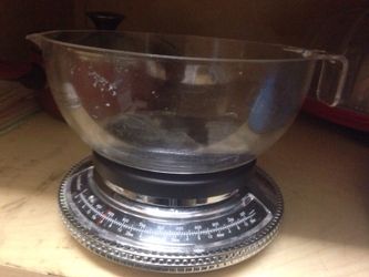 Kitchen scales balance