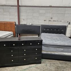 Queen Bedroom Set