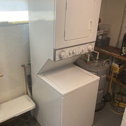 Whirlpool Washer & Dryer Stacked apartment size