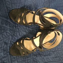 Strappy Black Sandal With Block Heel, Size 6