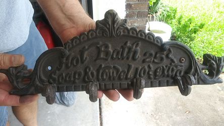 Cast iron towel hanger