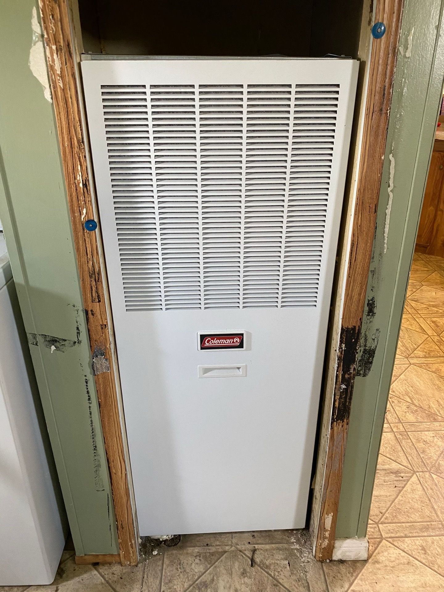 CONDENSER BRAND TRANE 5 TONS 15 SEER 454B WITH INSTALLATION INCLUDED