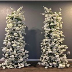 old gun Romantic Wedding Decor – Featuring Exquisite Floral Displays