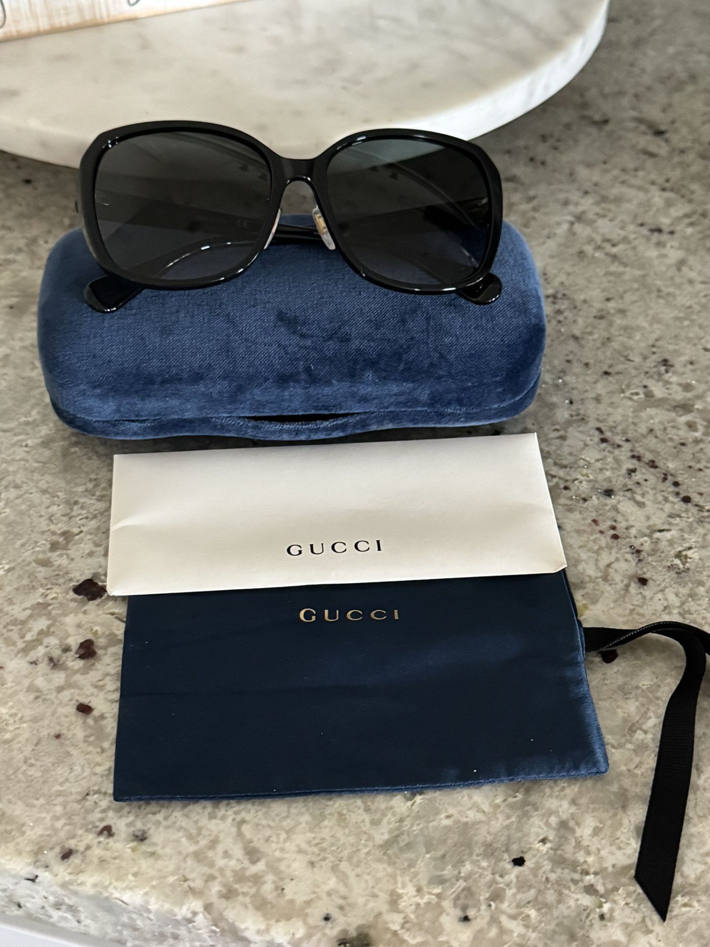 Gucci Women’s Sunglasses (Brand New)