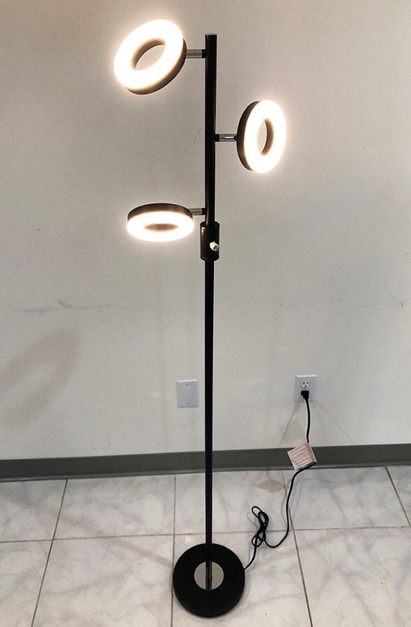 (New in box) $30 LED 3-Light Floor Lamp 5ft Tall Adjustable Tilt Lighting Fixture Home Decor Office