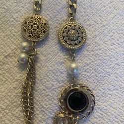 White House black market glass bead 20 inch pearl / rhinestone/ black stone gold chain necklace.