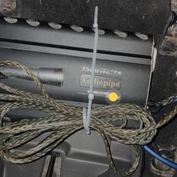 1500 W Audio Pipe Amp