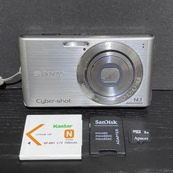 Sony Cybershot DSC W530 Digital Camera 14.1MP 4x Zoom NO CHARGER