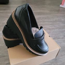 Women's Loafers New Size 7