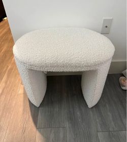 Quinn Bedside Ottoman Cream White - HomePop