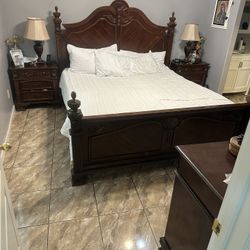 Cama King , Cajonera, 2 Buros 