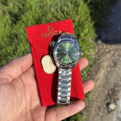 Omega Seamaster Aqua Terra Green Men’s Automatic Watch 41mm