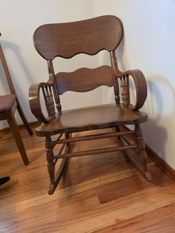 Antique Rocking chair
32.5"w x 19.25"d x 16.5"h seat
Back is 36.5"h