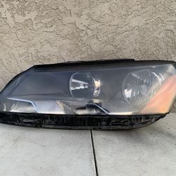 VW Passat Left Driver Headlight