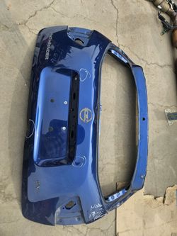 Nissan pathfinder  tailgate Liftgate Oem 17 to 20