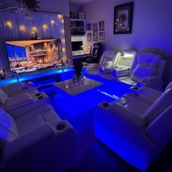 POWER Reclining Sofa Set !