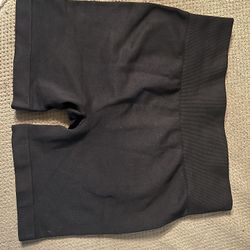 OQQ Short