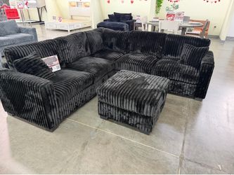 Black Sofa Sectional w/ Free Ottoman