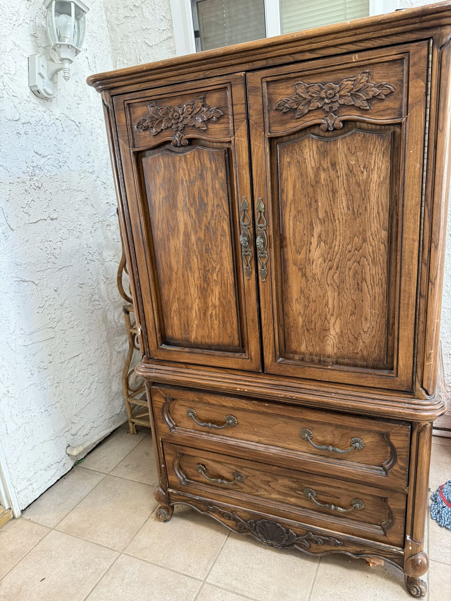 Armoire Dresser