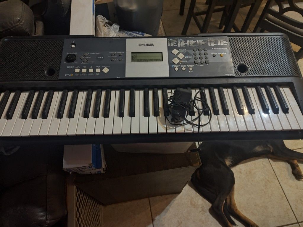 Yamaha Keyboard