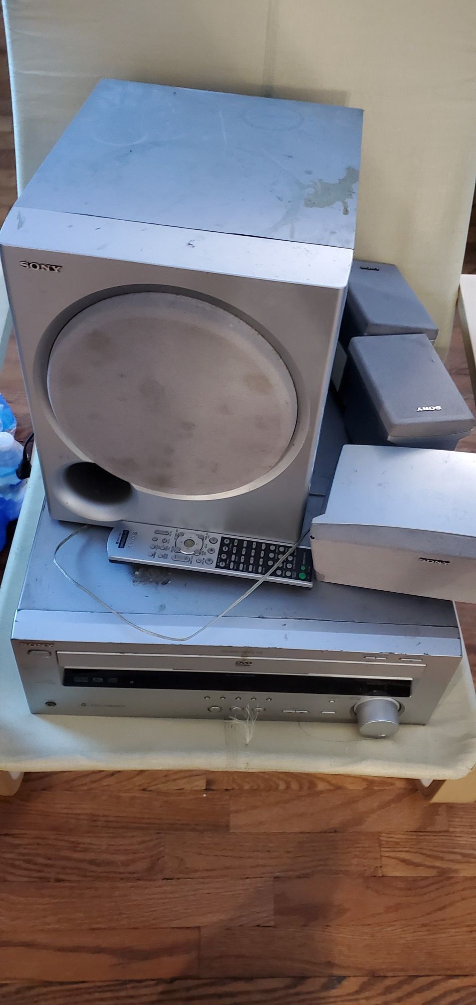 SONY 5-Disc DVD Changer AVD-K800P 5.1ch Home Theater Surround Sound