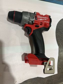 Milwaukee Power Tools