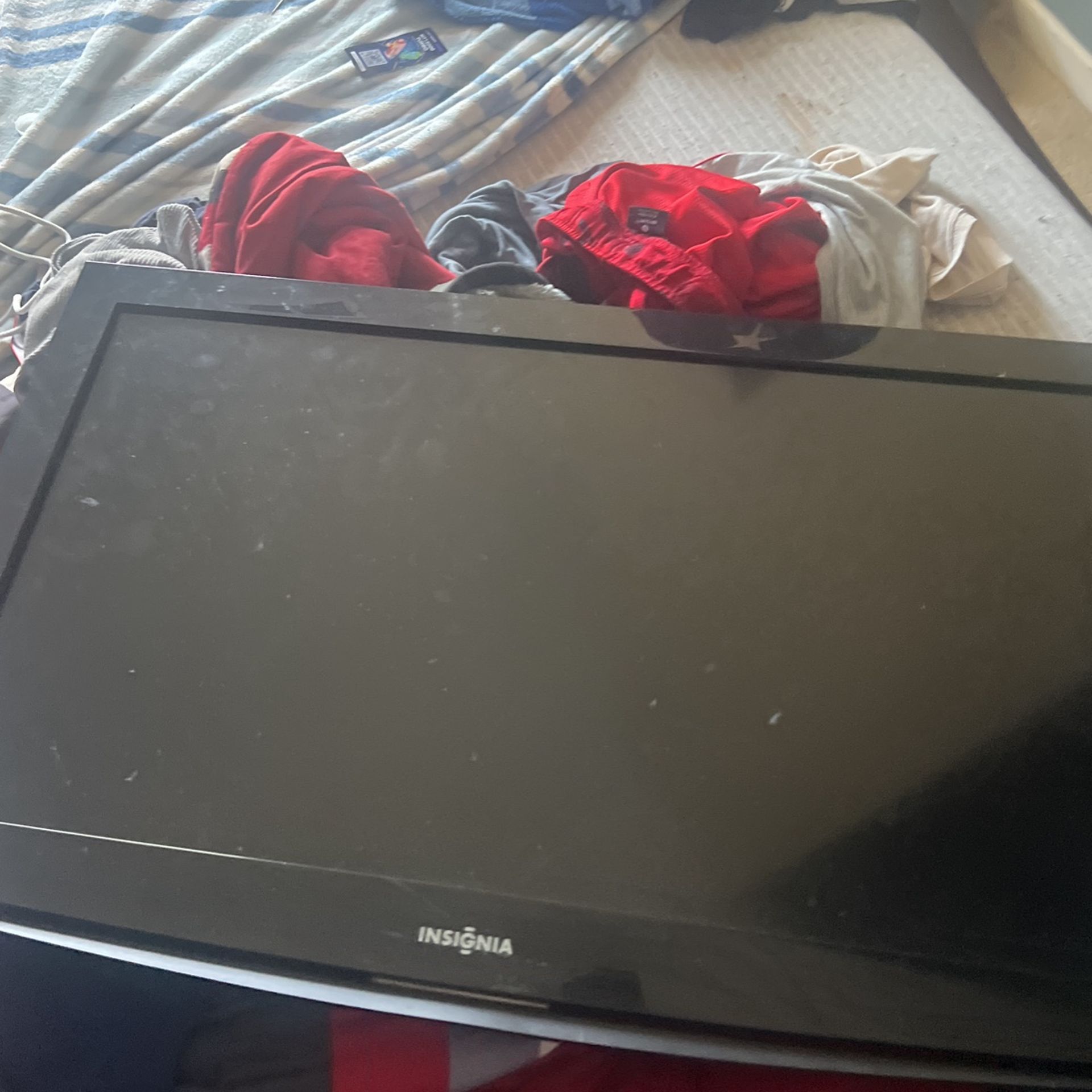 mountable insignia tv