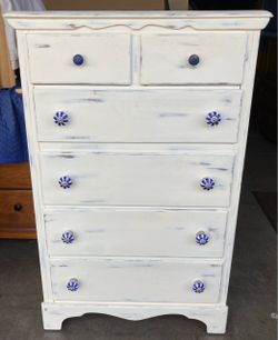 Vintage 1930’s 6 Drawer Solid Wood Chest of Drawers