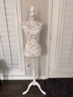 Adult size women Mannequin, white/ beige