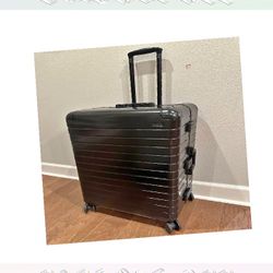 treat he Move in Style with Luggage in All Sizes and Tones